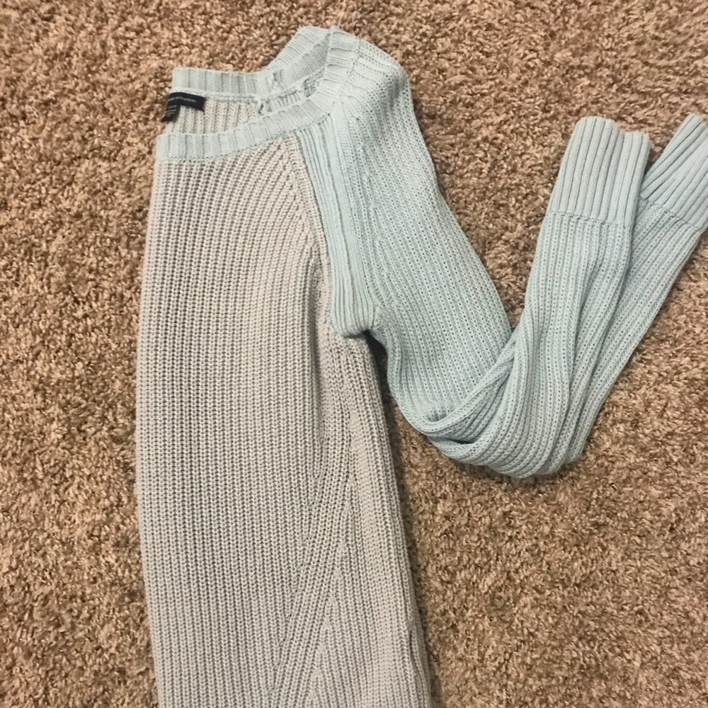 American Eagle baby blue sweater